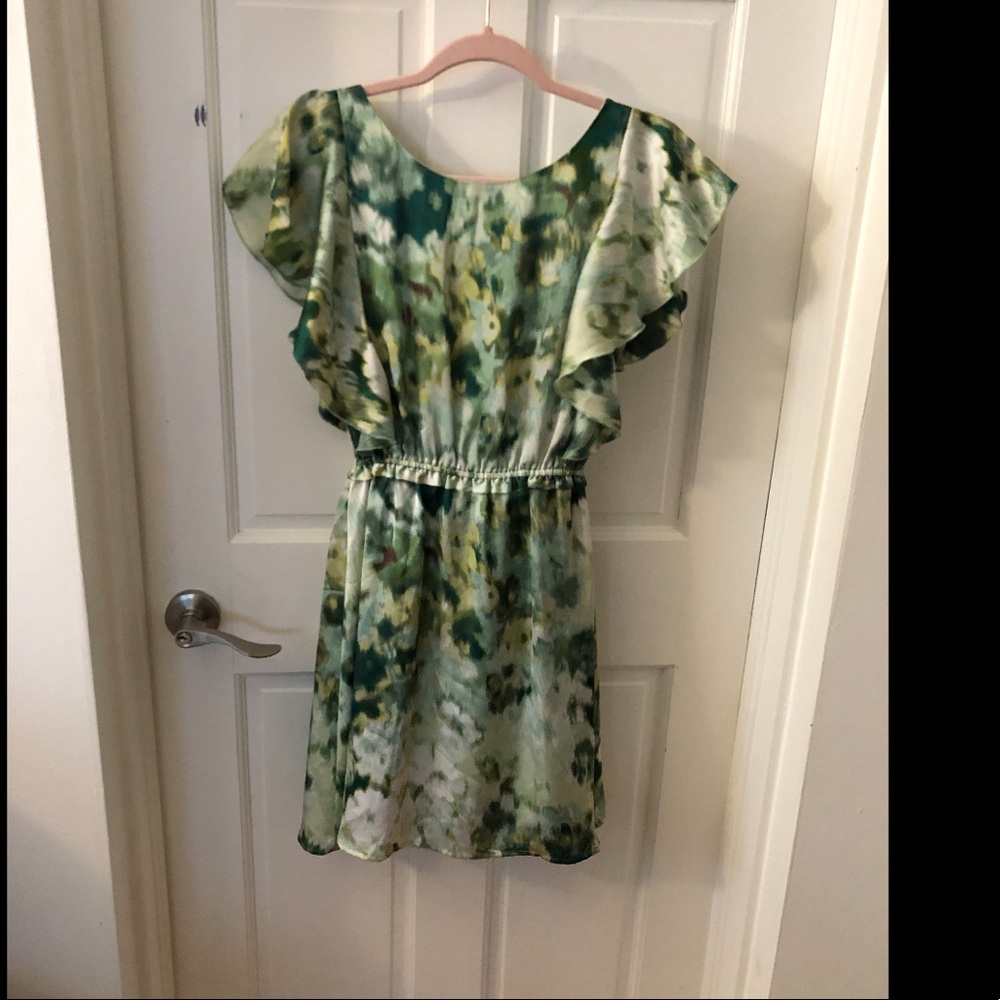 H&M Light Green Silky Casual Dress